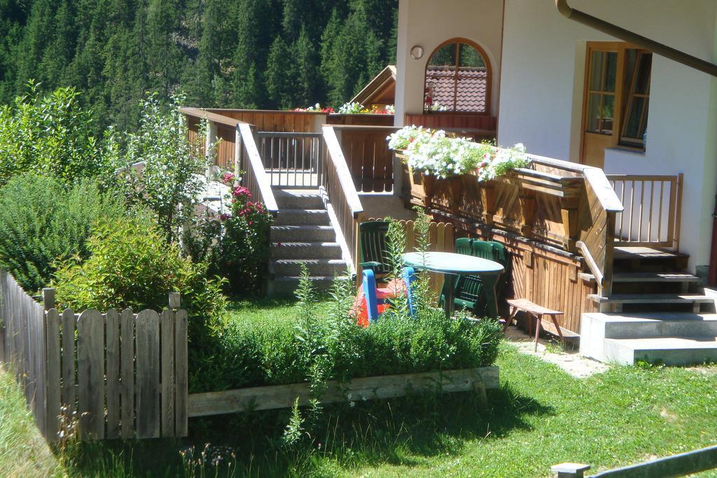 Alpenhaus Christian Apartamento Neustift im Stubaital Exterior foto